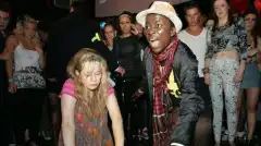 Молокососы 4 сезон 1 серия